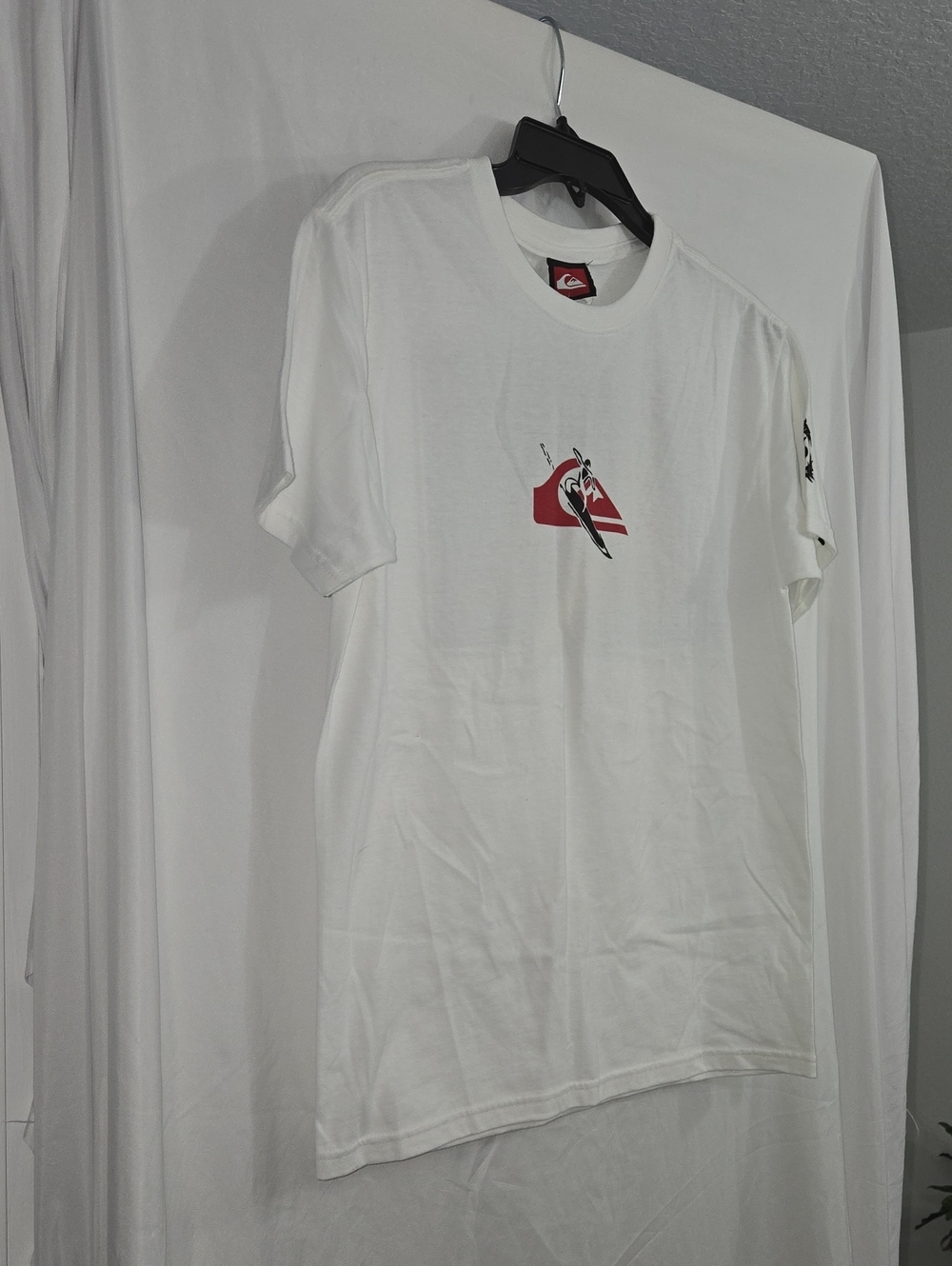 Quiksilver Eddie Aikau 25th Anniversary Short Sleeve Tee with Red Logo
